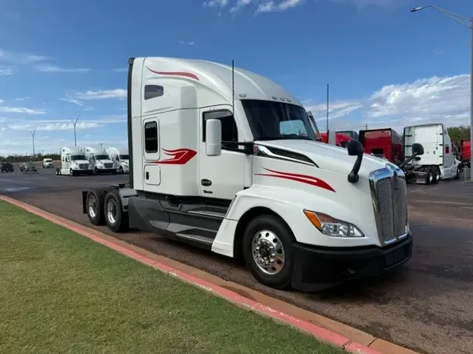 2023 KENWORTH T680cb6738cf783b2f0f1f72a9f69ef9de9a