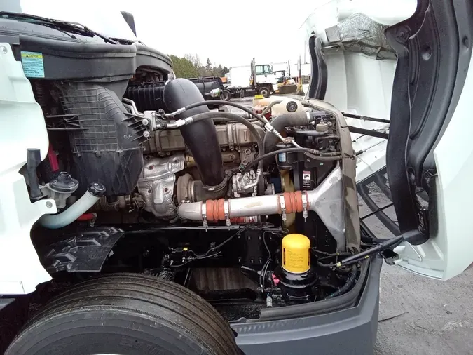 2019 Freightliner Cascadia 126