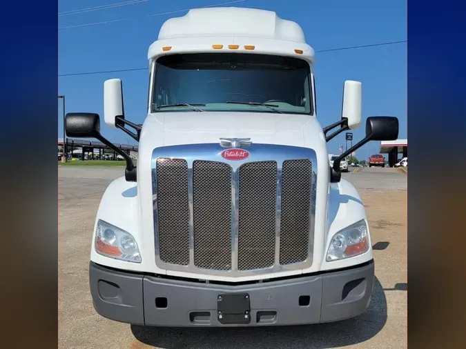 2021 Peterbilt 579