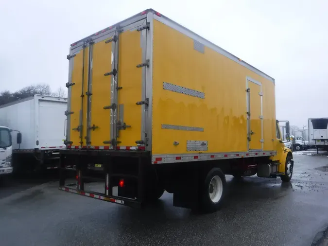 2019 FREIGHTLINER/MERCEDES M2 106