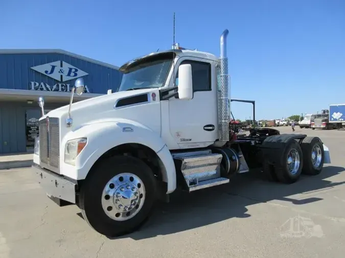 2020 KENWORTH T880cb6c5d8f1711906fda2be3e886c08917
