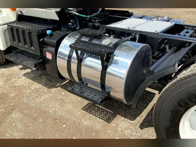 2018 INT LT625 6x4