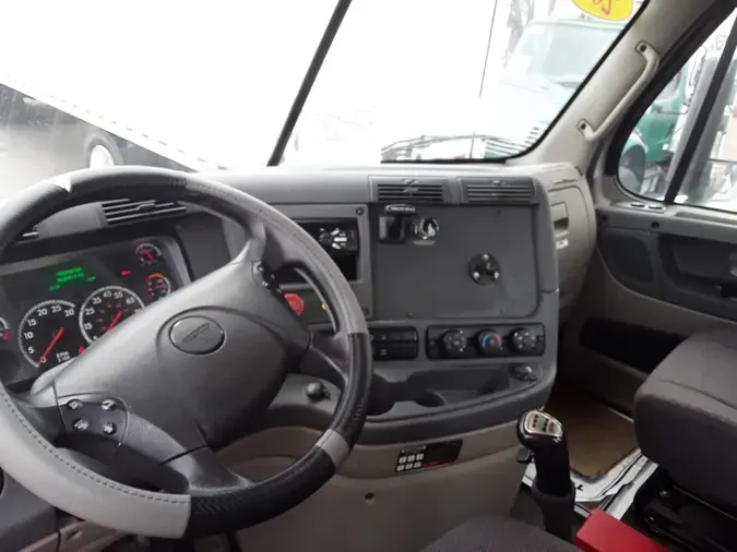 2019 FREIGHTLINER/MERCEDES CASCADIA 113cb7094cad969883d825b4f127f230994