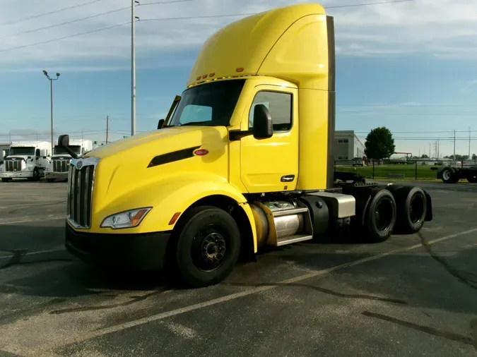 2023 Peterbilt 579cb7195baa4dd921a81cedc54c8b7e65d
