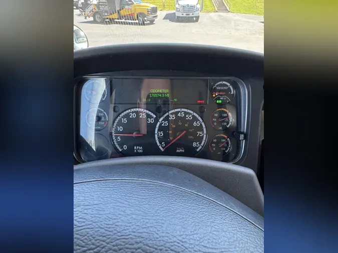 2020 Freightliner Business Class M2 106