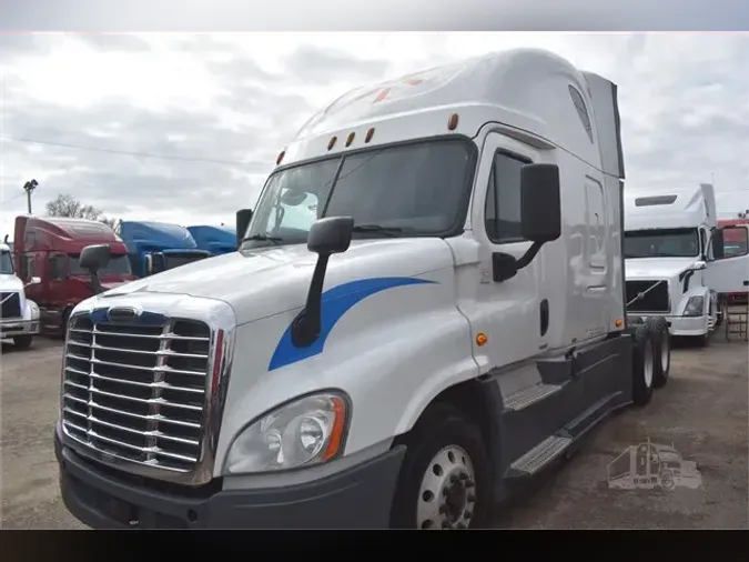 2017 FREIGHTLINER CASCADIA 125cb73e669f44398982c1197c74caddd4f