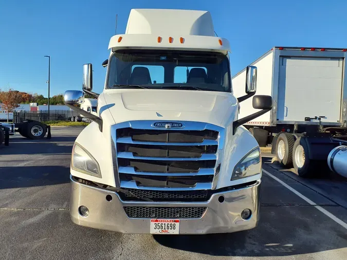 2020 FREIGHTLINER/MERCEDES NEW CASCADIA PX12664