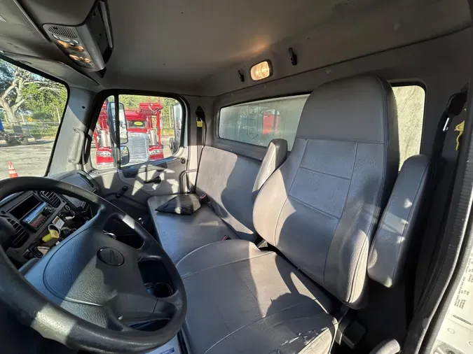 2020 Freightliner Business Class M2 106