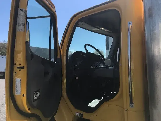 2018 Freightliner M2