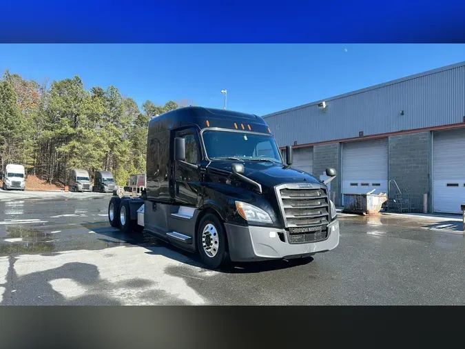 2020 Freightliner Cascadia 126cb8030531ac8c74f0eba829585a78c3f