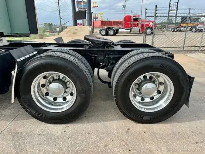 2020 Peterbilt 579
