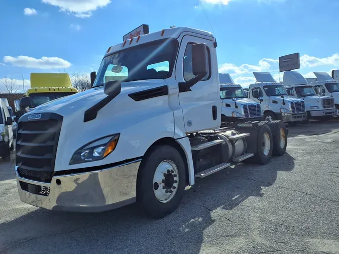 2019 FREIGHTLINER/MERCEDES PT126064STcb8380c8a148cd92ede868b4e189f44e