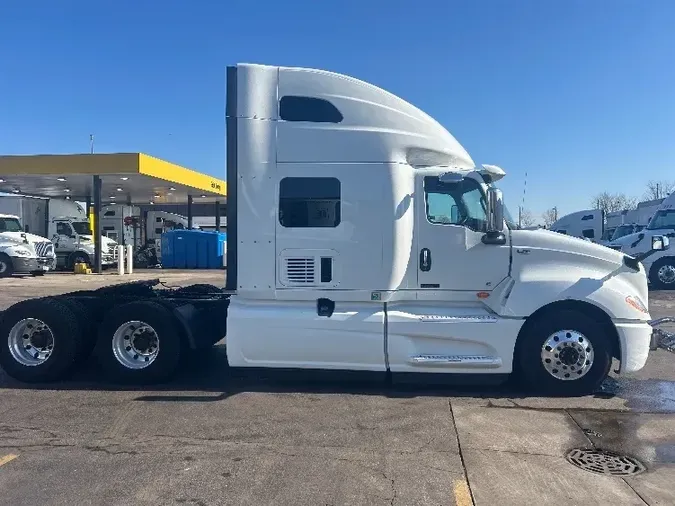 2018 International LT625