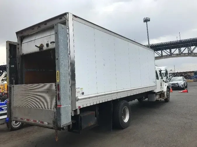 2014 Freightliner M2