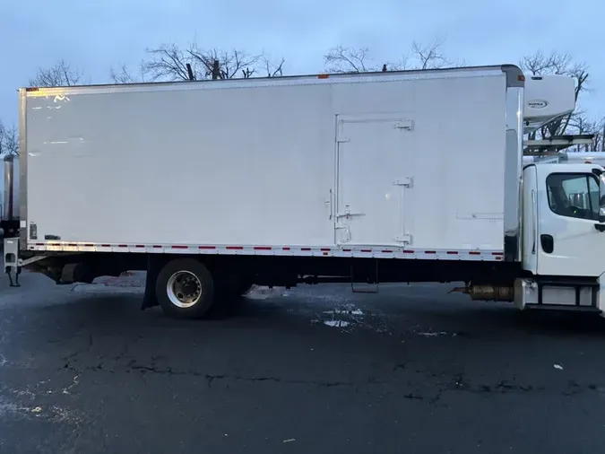 2019 FREIGHTLINER/MERCEDES M2 106