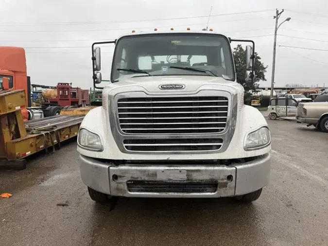 2012 FREIGHTLINER BUSINESS CLASS M2 112
