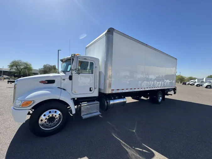 2019 Peterbilt 337