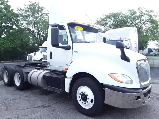 2019 NAVISTAR INTERNATIONAL LT625 DAYCAB T/A