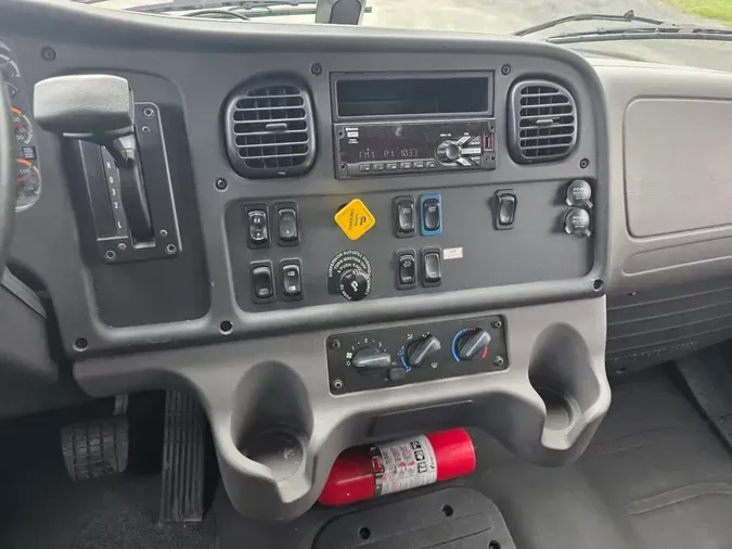 2019 FREIGHTLINER/MERCEDES M2 106cb941e31e5a7739d9b050375b889aa0d