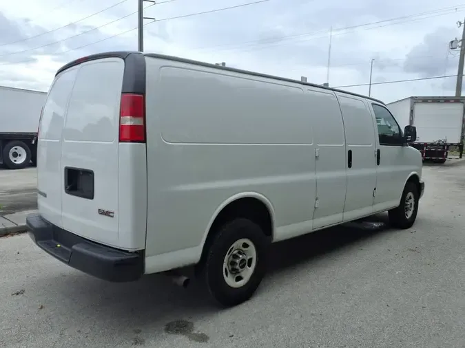 2021 GENERAL MOTORS CORP. G3500