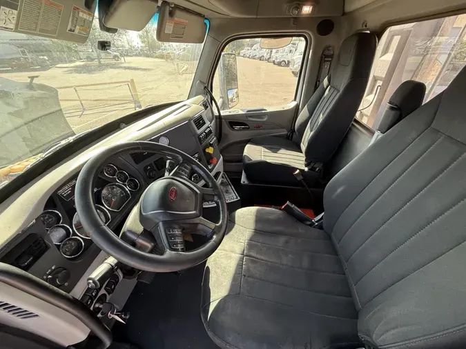 2020 Peterbilt 579cb9a51e26b426fe885efc7cd4ff1f445