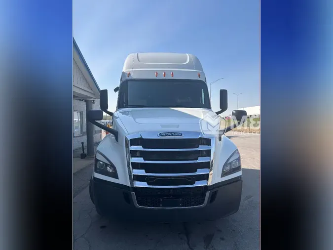 2020 FREIGHTLINER Cascadia 126
