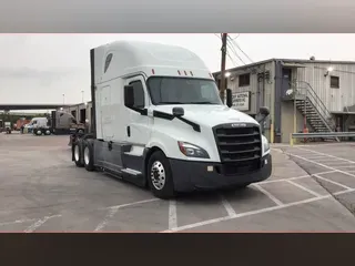 2020 Freightliner Cascadia