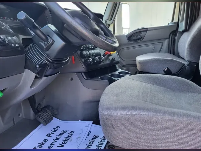 2020 NAVISTAR INTERNATIONAL LT625 SLPR CAB