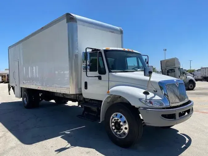 2018 International 4300