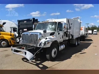 2013 INTERNATIONAL WORKSTAR 7400