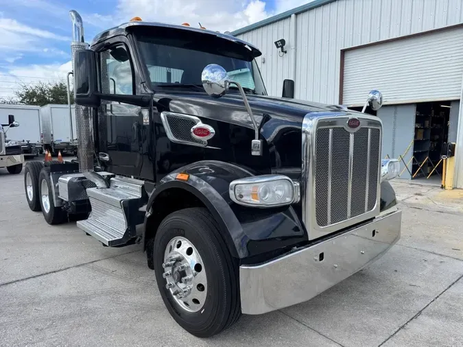 2022 Peterbilt 567