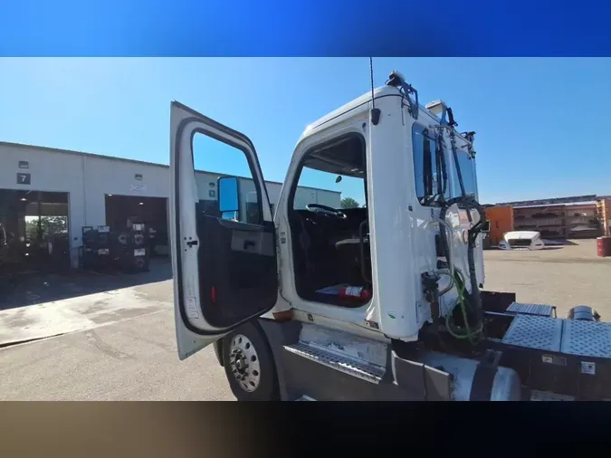 2019 Freightliner Cascadia 126cba9d00fce7e6205875255099865cec3