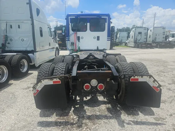 2016 FREIGHTLINER/MERCEDES CASCADIA 125