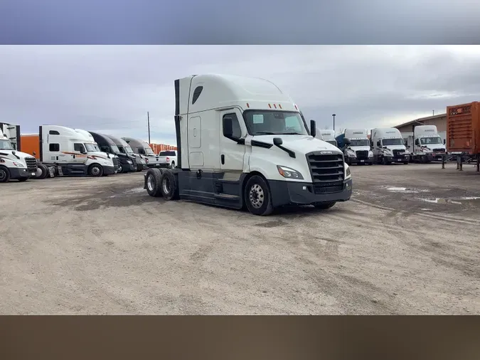 2022 Freightliner Cascadia 126cbae051fb4b477d17fc2ae6ca0ecd8ea