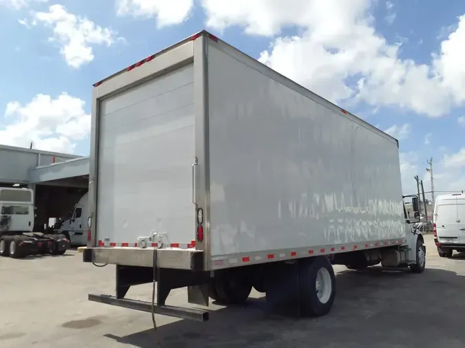 2019 FREIGHTLINER M2 106