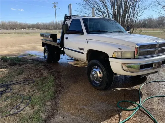 2002 DODGE RAM 3500