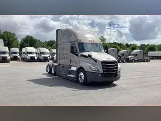 2025 Freightliner Cascadia 126
