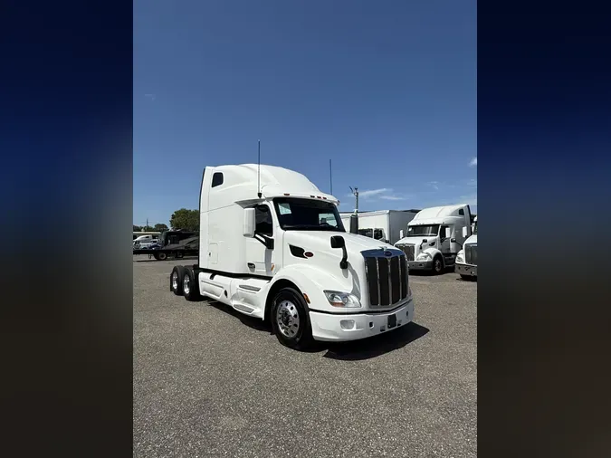 2022 Peterbilt 579