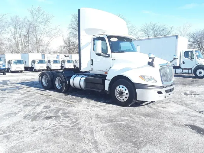 2020 NAVISTAR INTERNATIONAL LT625 DAYCAB T/A