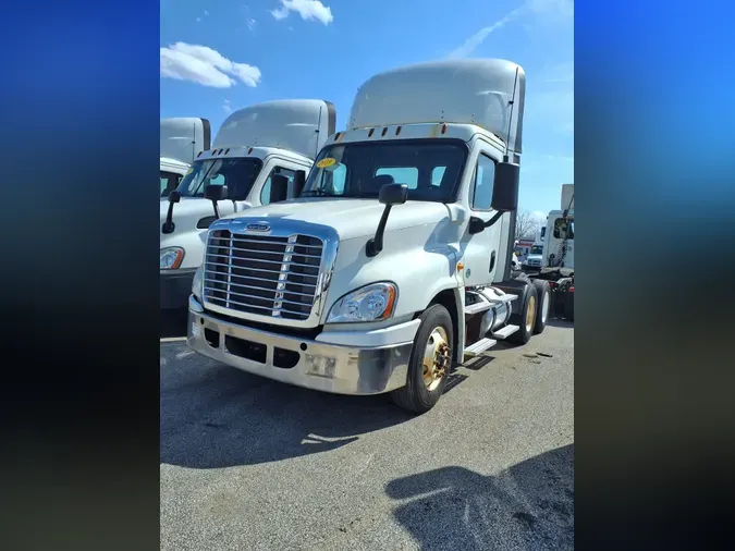 2018 FREIGHTLINER/MERCEDES CASCADIA 125