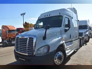 2013 FREIGHTLINER CASCADIA 125