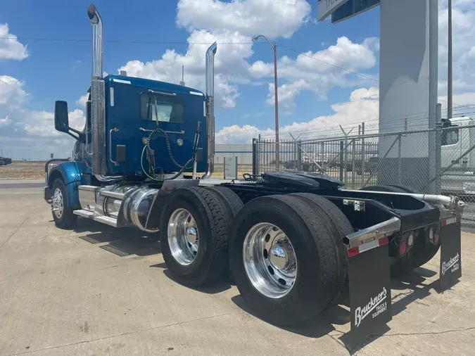 2019 PETERBILT 567