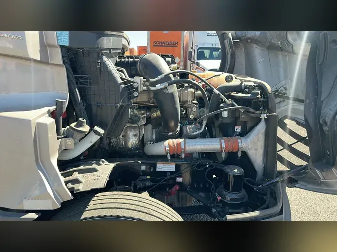 2022 Freightliner Cascadia 126cbd081ec9d1f0f814a531d5374e2b959