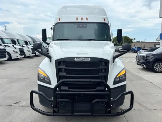 2022 Freightliner PT126SLP