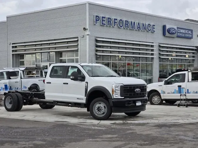 2024 Ford Super Duty F-550 DRW