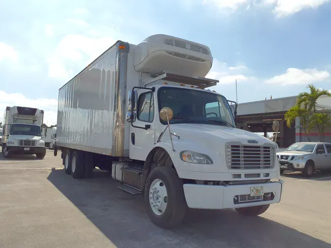 2015 FREIGHTLINER/MERCEDES M2 106