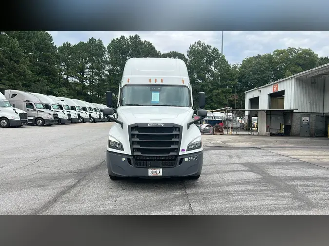 2022 Freightliner Cascadia 126