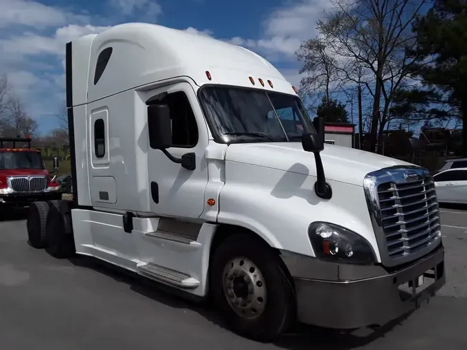 2019 FREIGHTLINER/MERCEDES CASCADIA 125