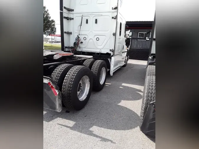 2019 FREIGHTLINER/MERCEDES CASCADIA 125