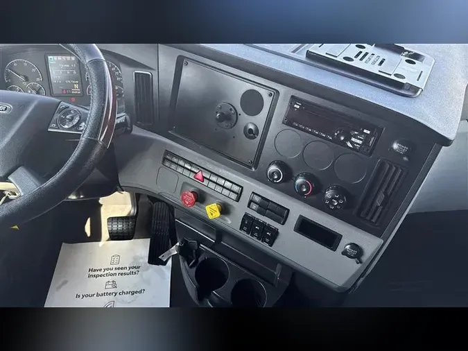 2020 FREIGHTLINER CASCADEVO1